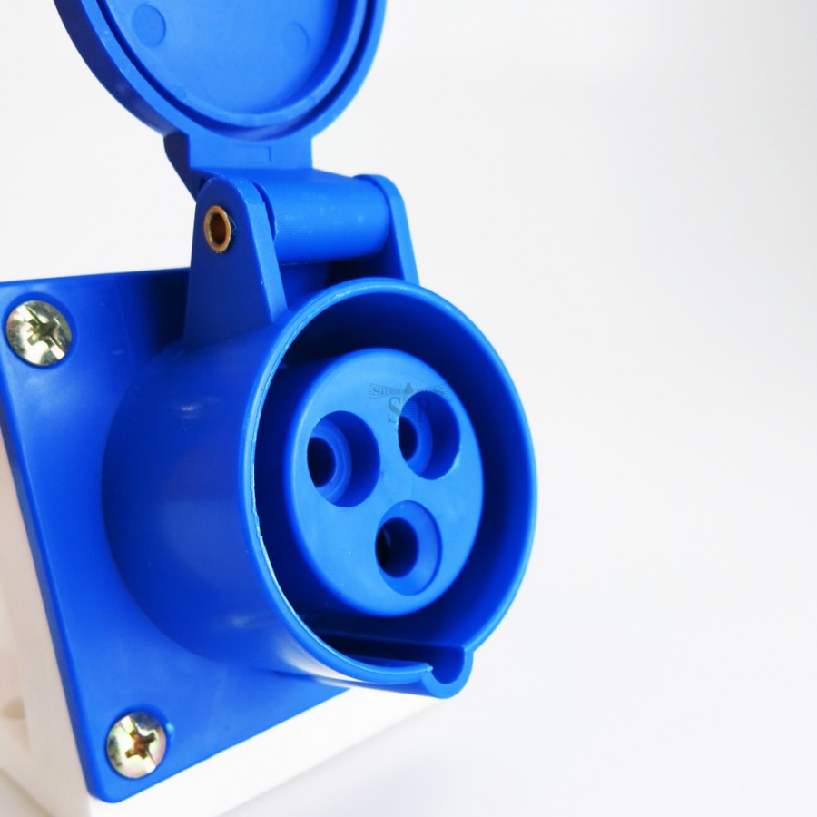 CPC 16A32A 3P Industrial Wall Socket (Blue)