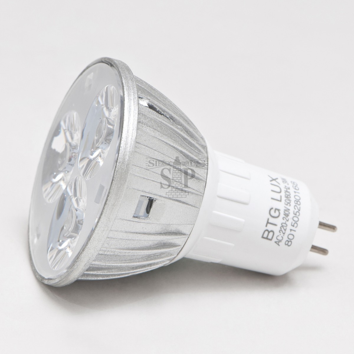 BTG 240V G5.3 3x1W MR16 SMD LED Bulb