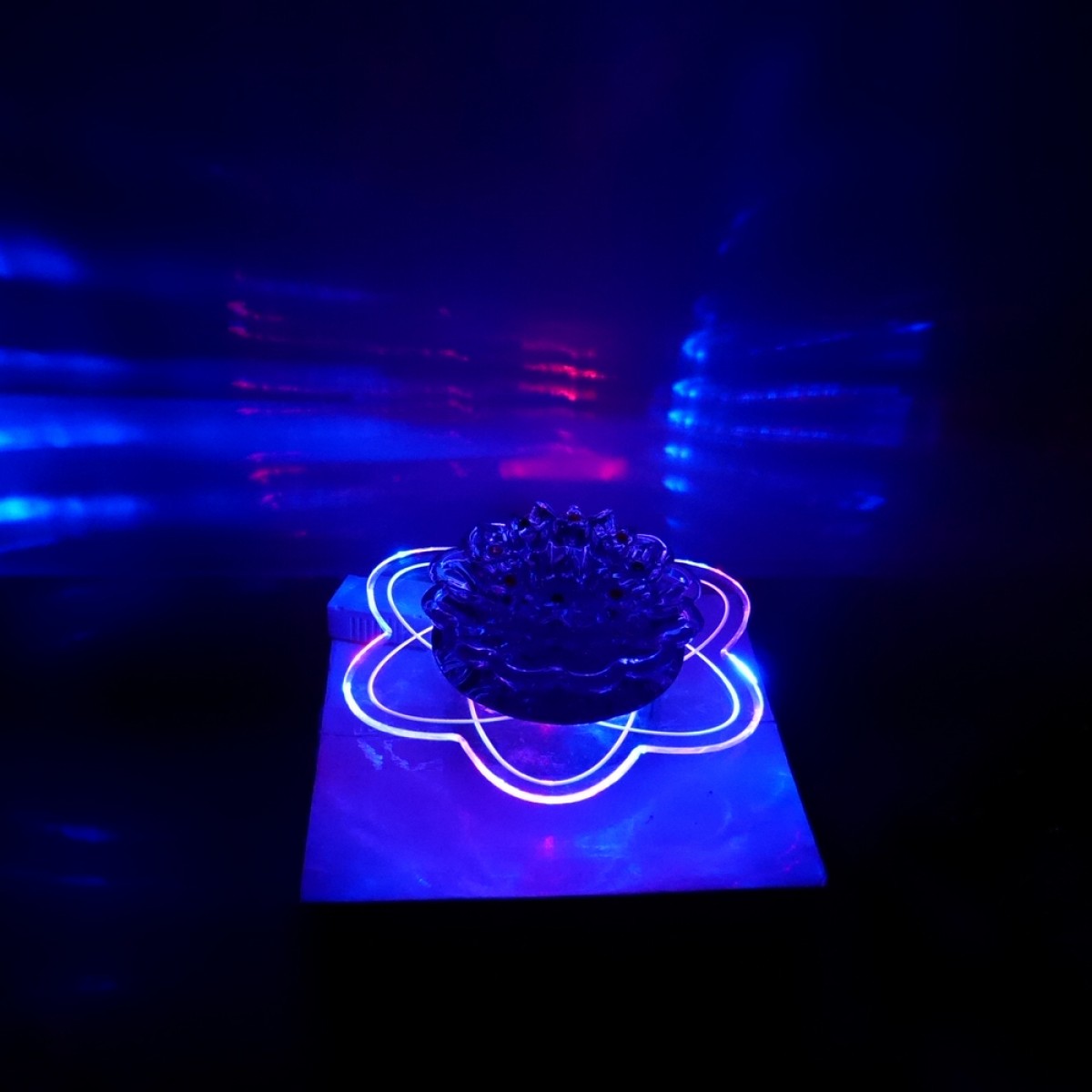 7859 Flush Mount LED Ceiling Light [Disco Light Effect] c/w 240V 1.5W