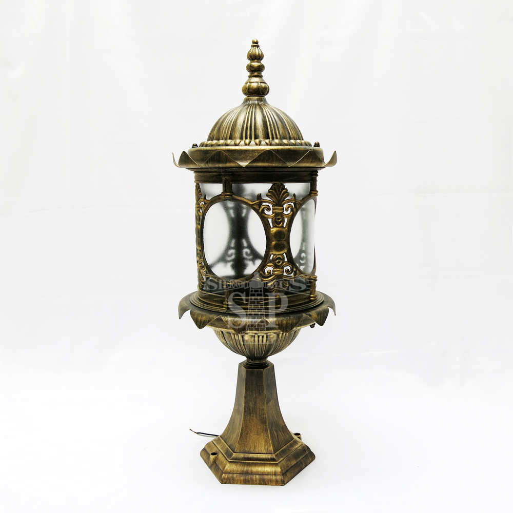 2205 Classic Outdoor Stand Gate Lamp For Pole / Pillar (Antique Gold)